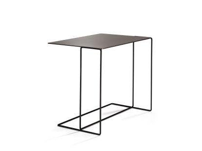 Oki Beistelltisch, H 46 x B 56 x T 38 cm, Matt-pulverbeschichtet bronzefarben, Matt-pulverbeschichtet bronzefarben